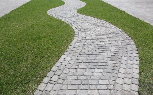 Cost of Paver Walkway Service in Ventura