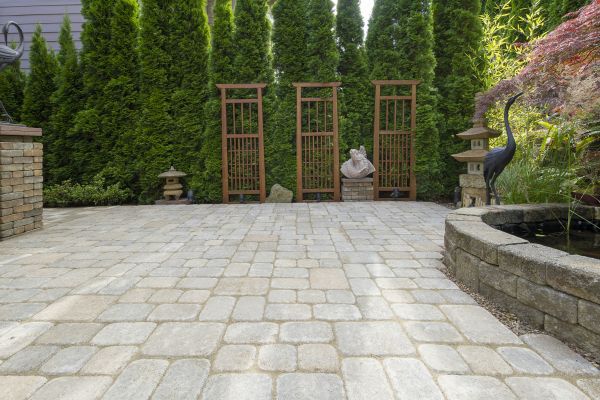 Cost of Backyard Hardscape Service in Ventura