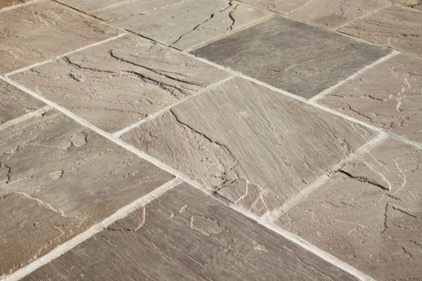 Cost of Paving Tile Installation in Ventura
